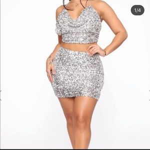 Fashion nova shiny set